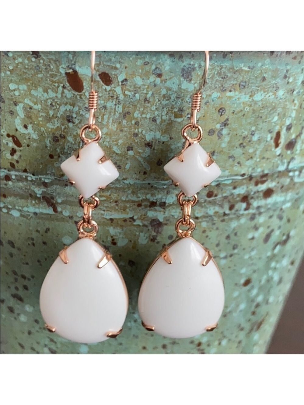 Alex and Ani Dangly Dewdrop Earrings White New